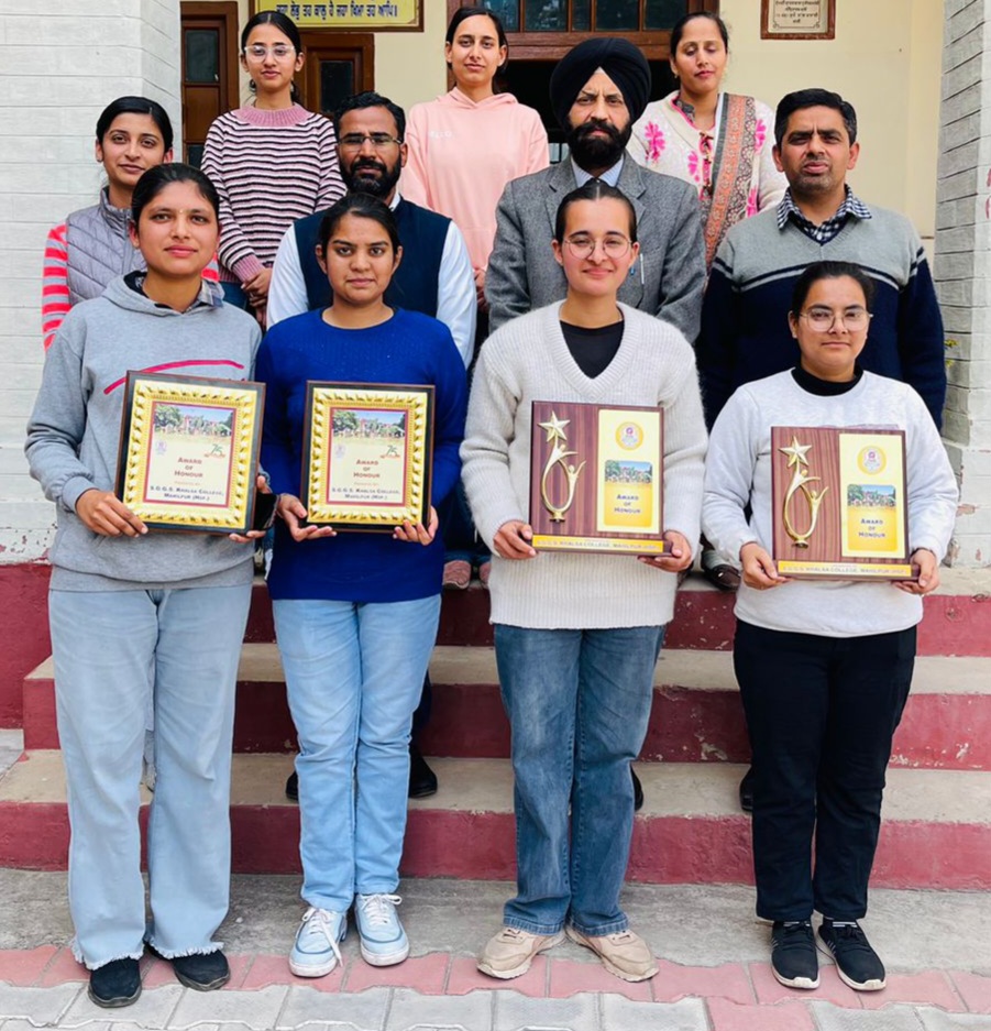 MSc Chemistry students felicitated for being in University merit list